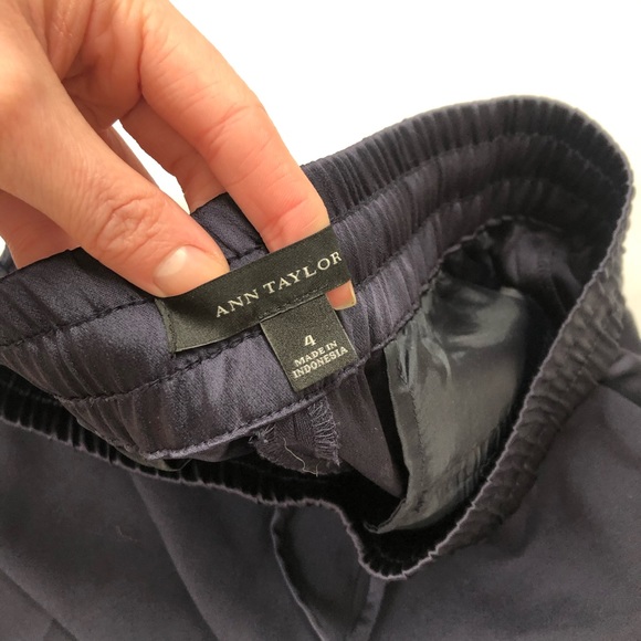 Ann Taylor Pull On Dress Pant - Picture 5 of 5